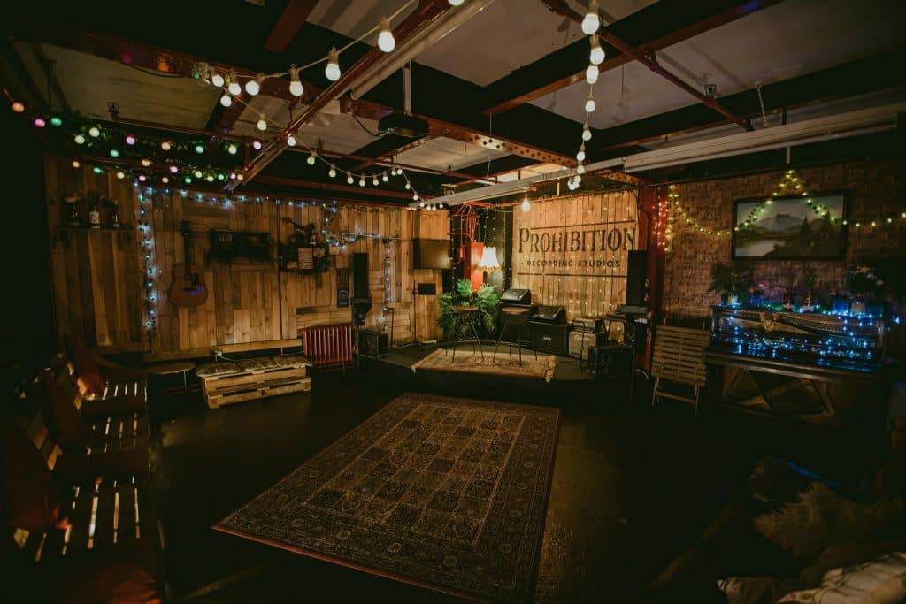 A picture of the studio at Get Nude Life Drawing